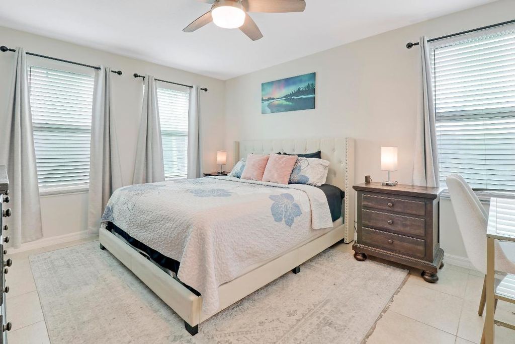 Photo of 1317 Villa Circle, Boynton Beach, FL 33435 (MLS # R11010921)