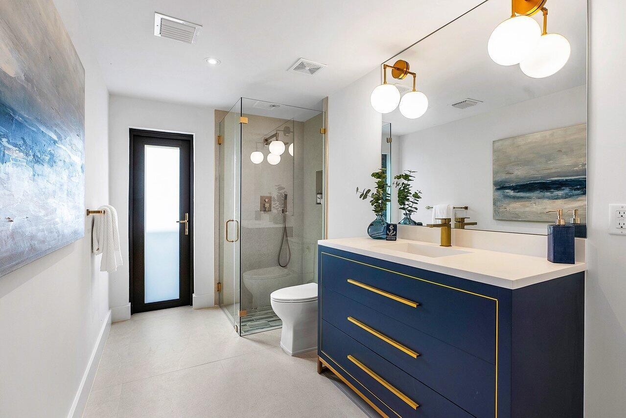 TROPIC ISLE - Residential