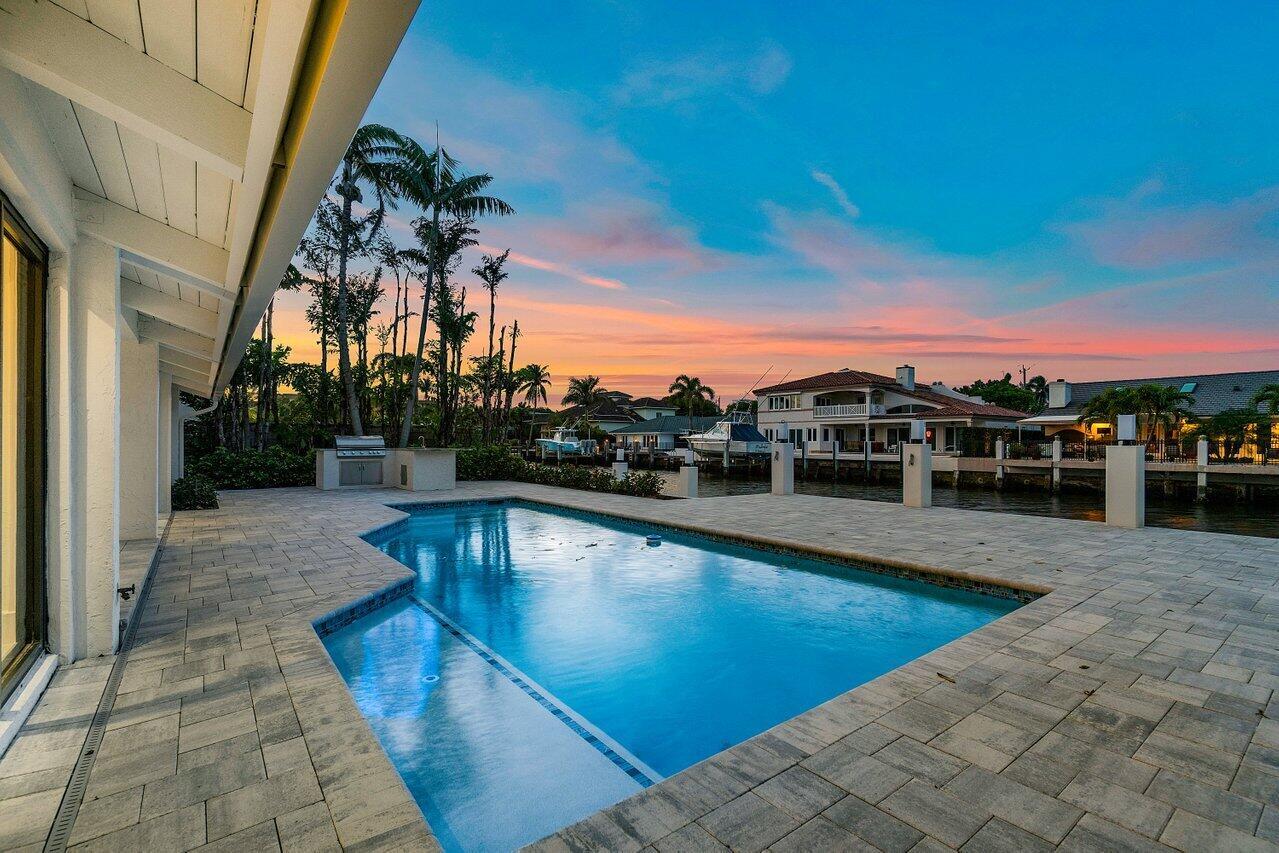 TROPIC ISLE - Residential