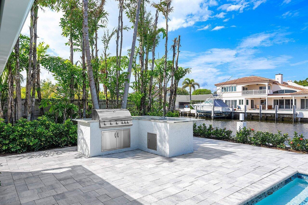 TROPIC ISLE - Residential