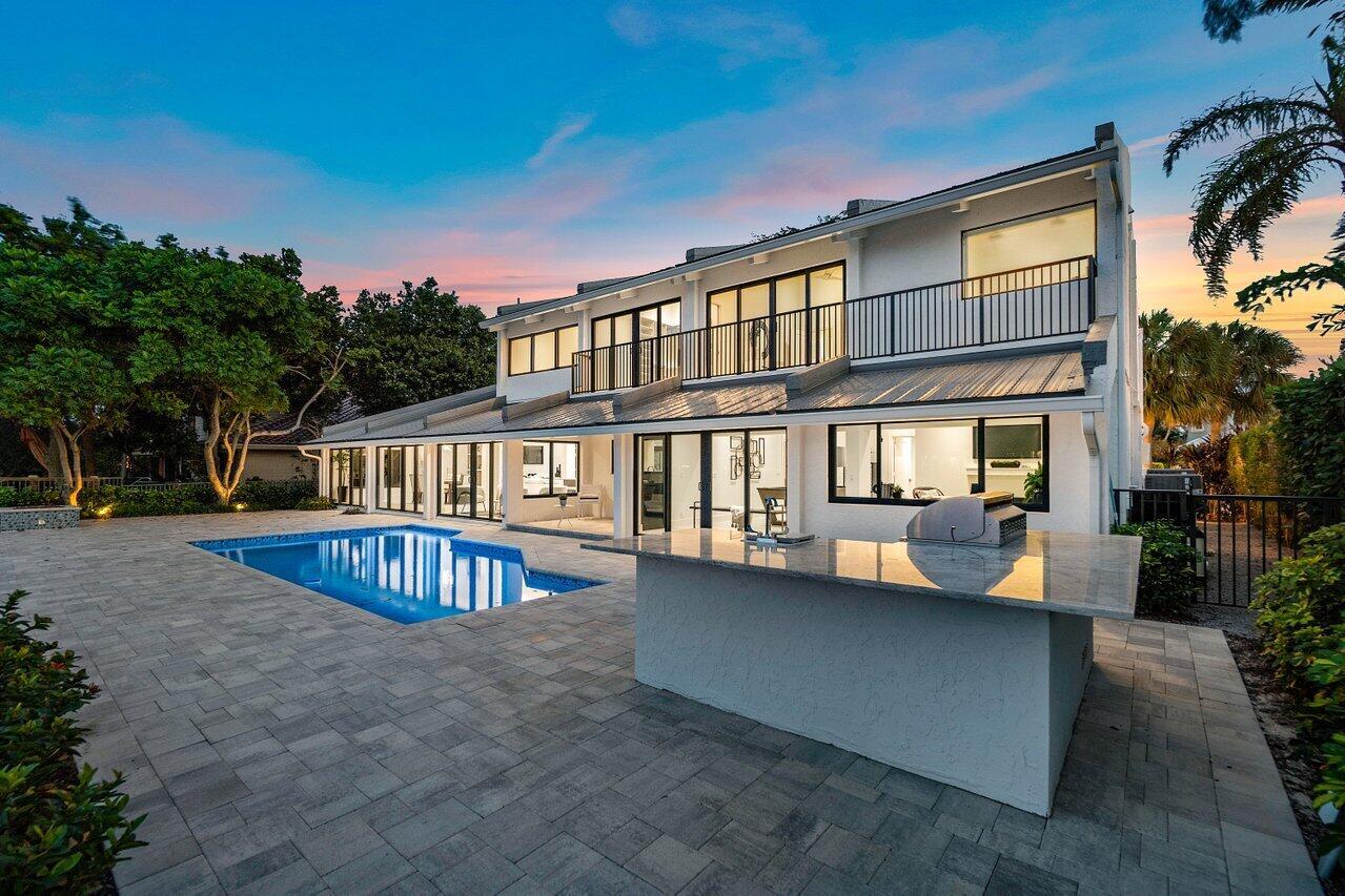 TROPIC ISLE - Residential