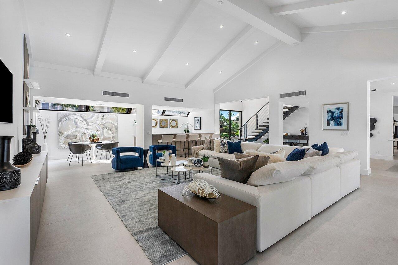 TROPIC ISLE - Residential