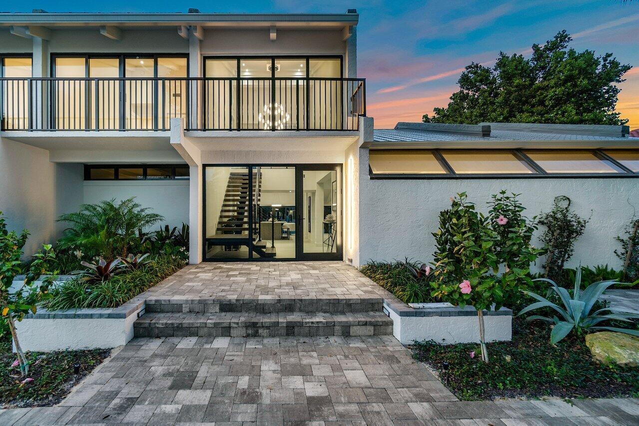 TROPIC ISLE - Residential