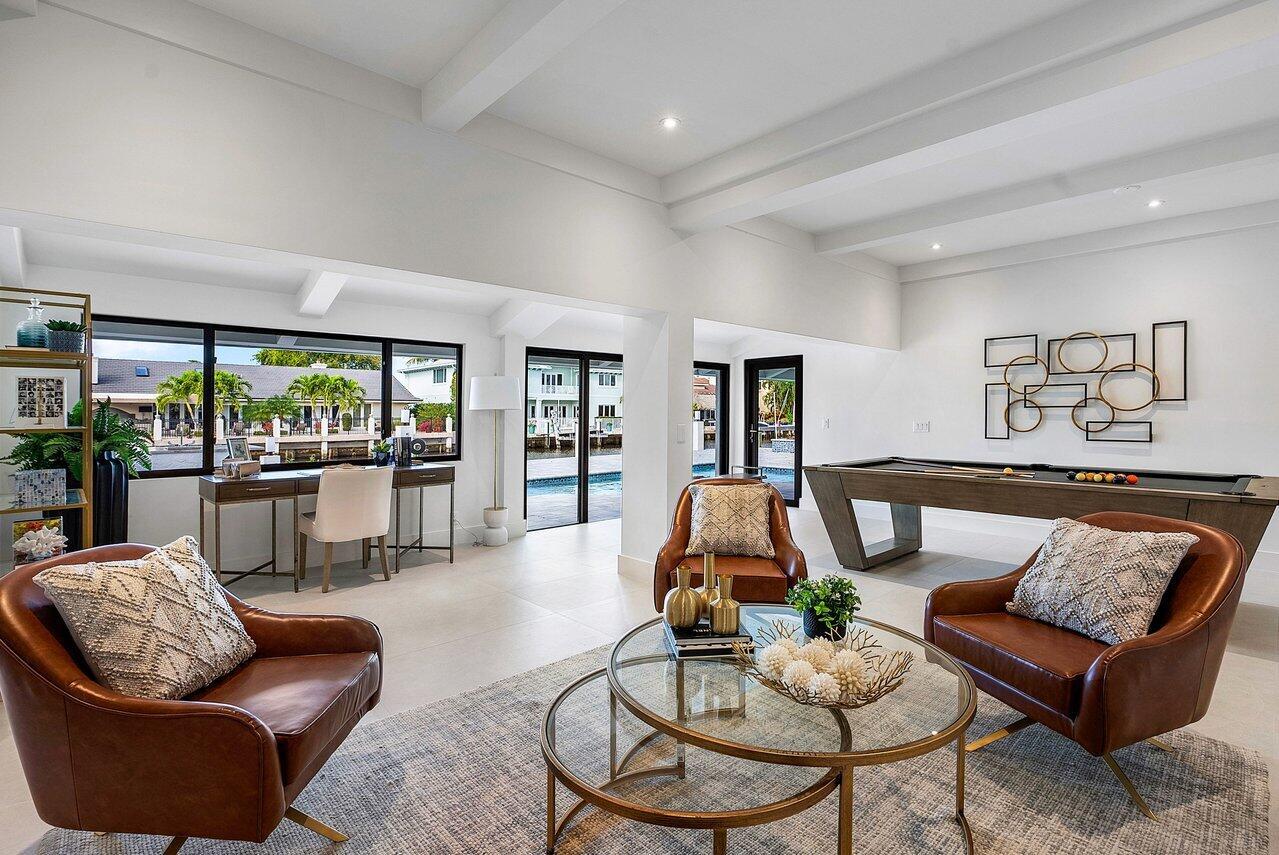 TROPIC ISLE - Residential