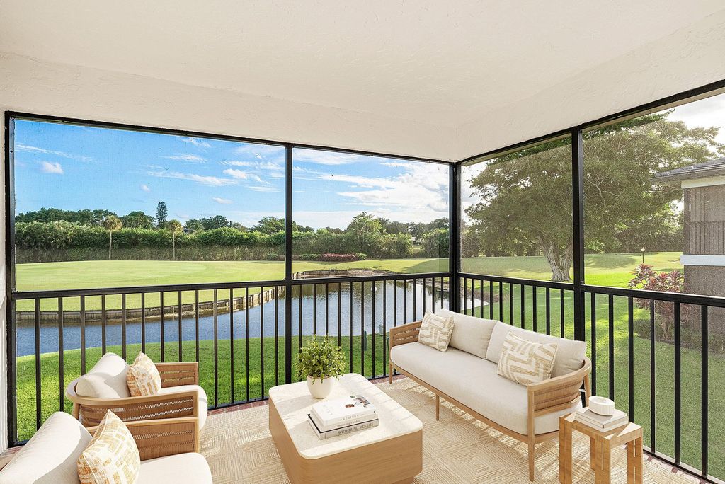 Photo of 13 Southport Lane #H, Boynton Beach, FL 33436 (MLS # R11151418)