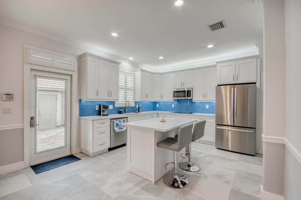 Photo of 8042 Murano Circle, Palm Beach Gardens, FL 33418 (MLS # R11125370)