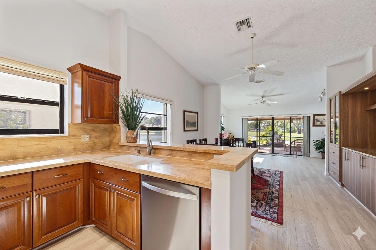 WINDWARD PALM BEACH 2 - Residential