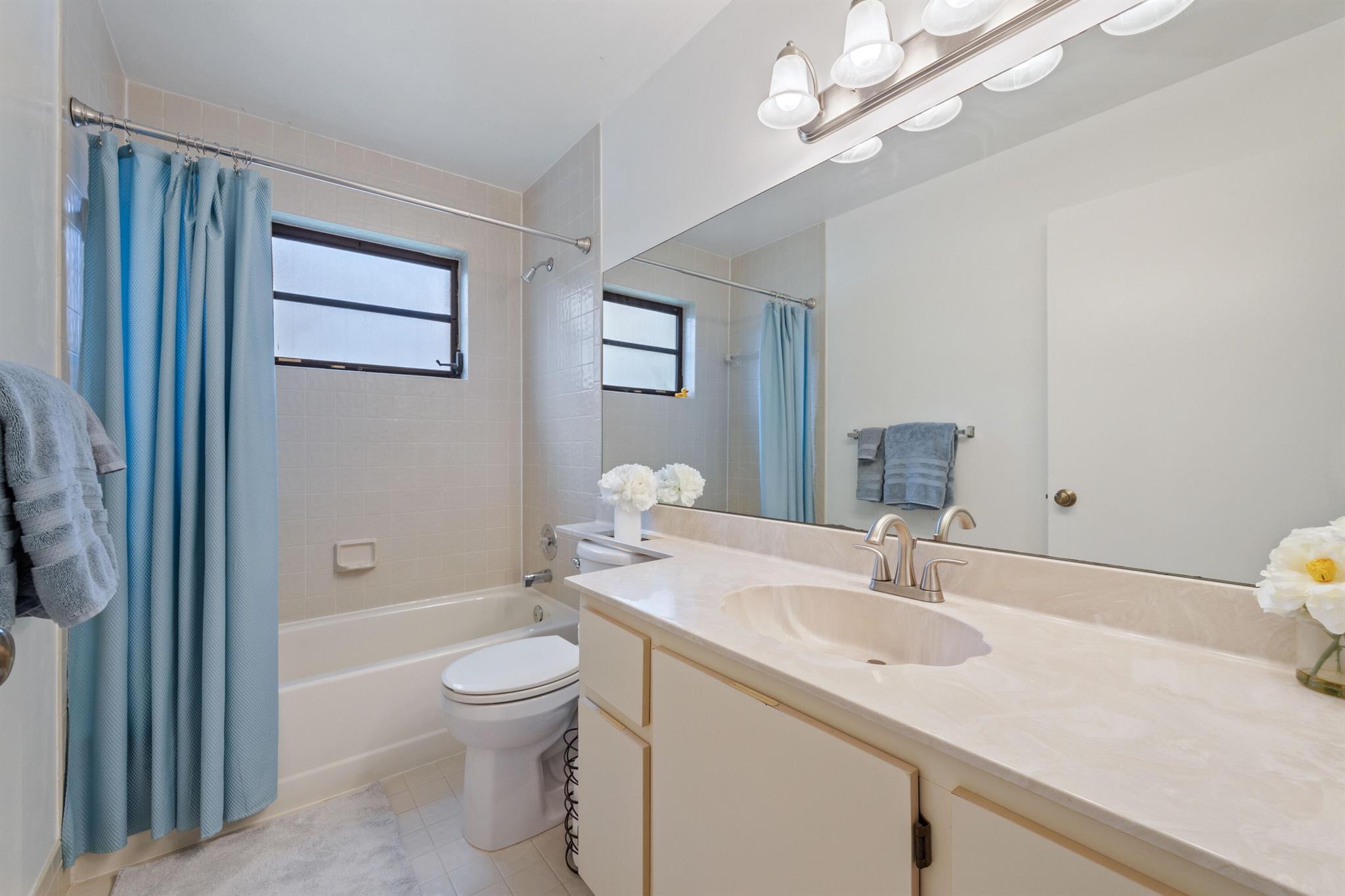 WINDWARD PALM BEACH 2 - Residential