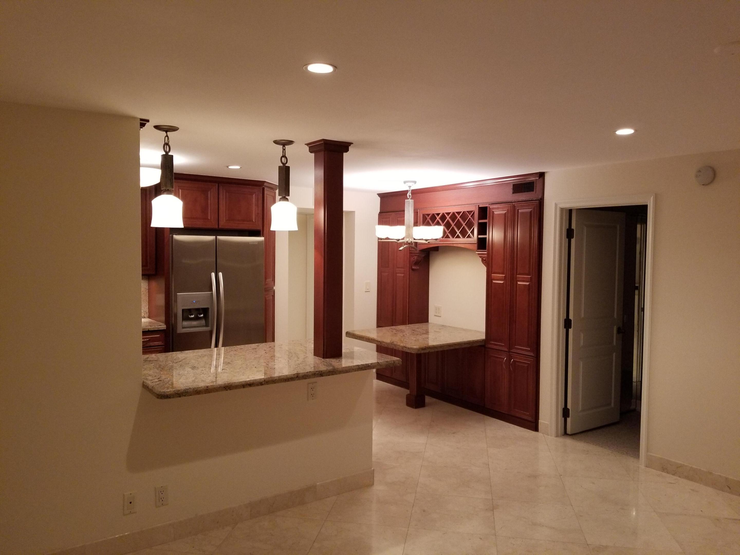 CORAL RIDGE WATERSIDE CONDO - Residential Lease