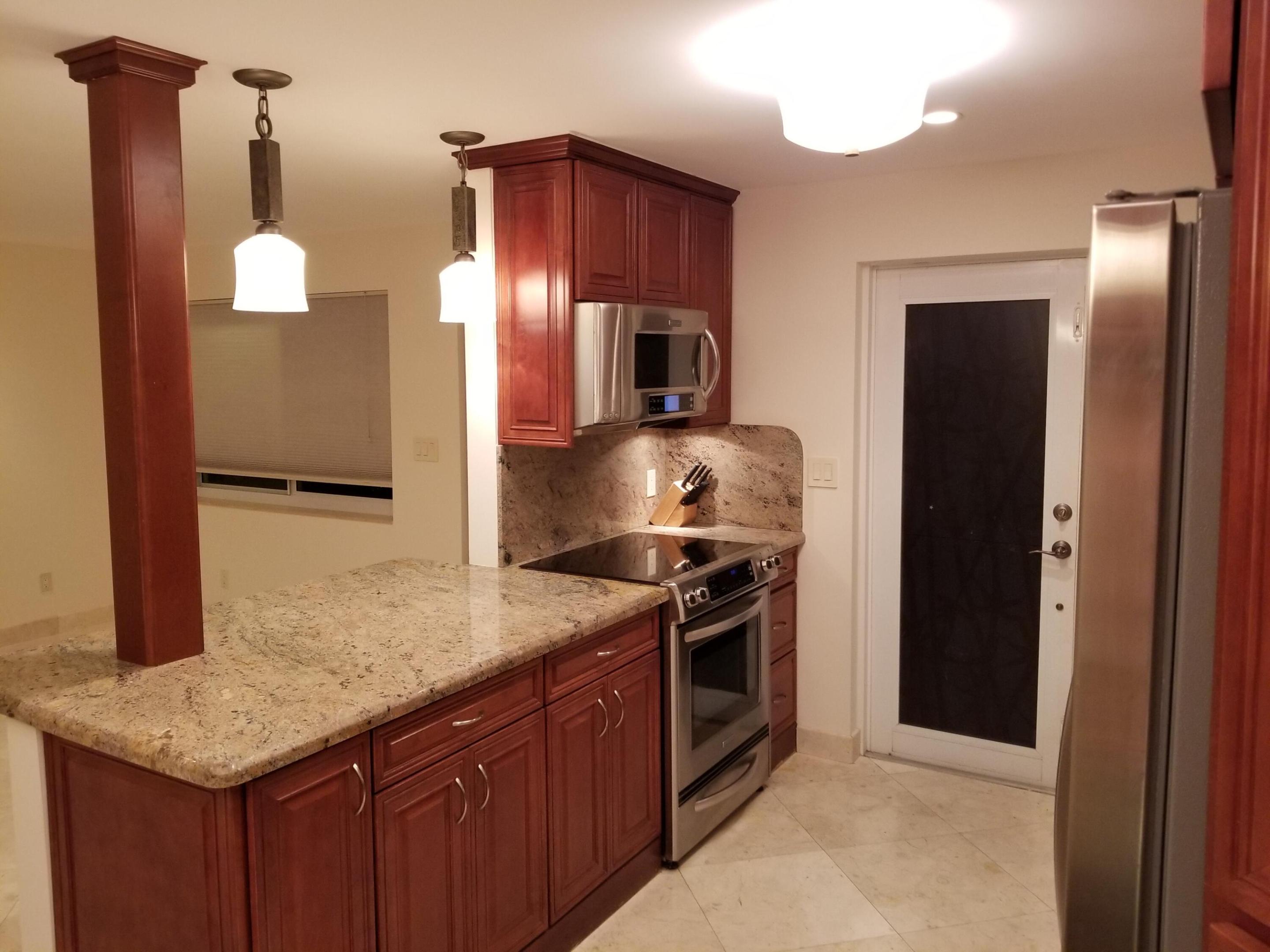 CORAL RIDGE WATERSIDE CONDO - Residential Lease