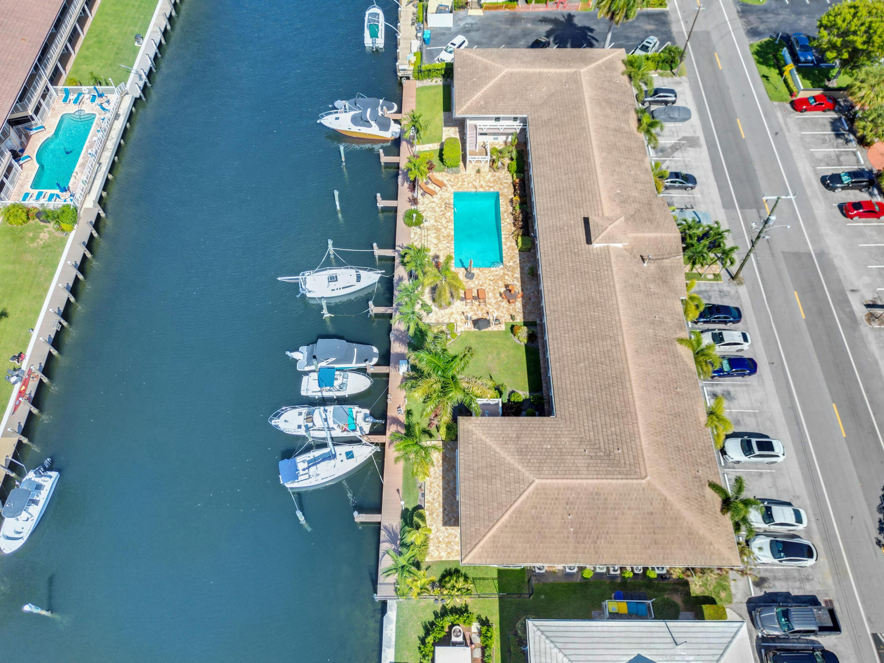 CORAL RIDGE WATERSIDE CONDO - Residential Lease