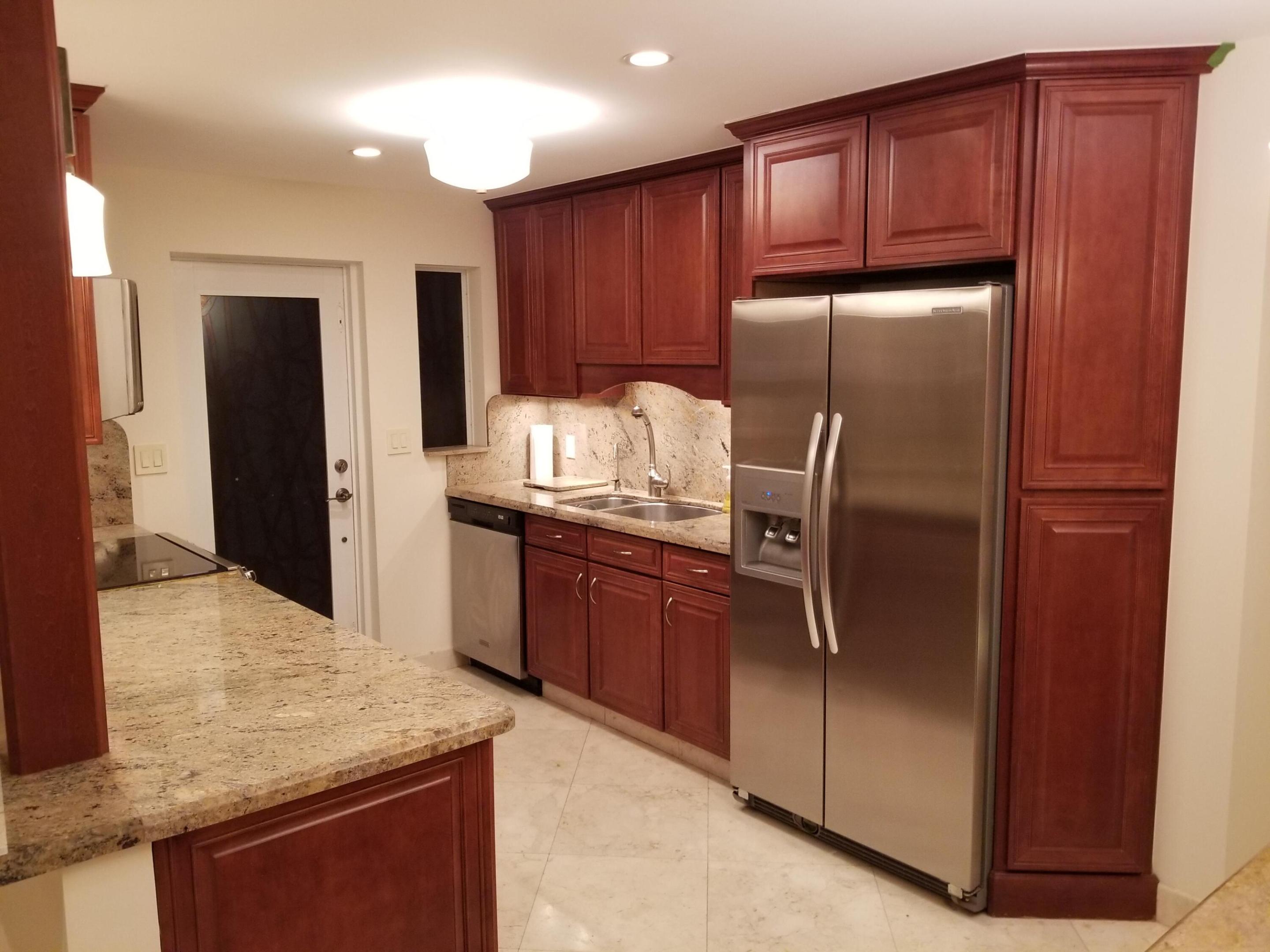 CORAL RIDGE WATERSIDE CONDO - Residential Lease