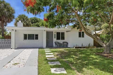 Property photo of 1225 15th Avenue N, Lake Worth Beach, FL 33460