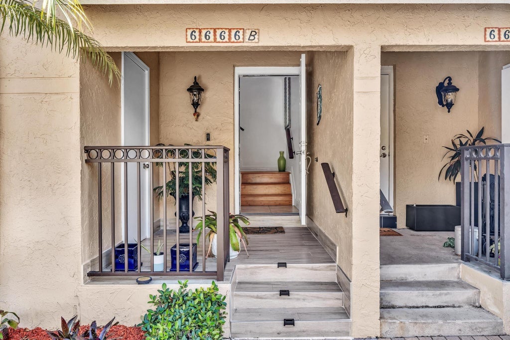 Photo of 6666 Montego Bay Boulevard #B, Boca Raton, FL 33433 (MLS # B26050028)
