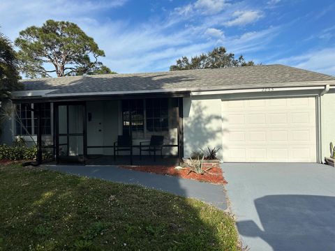 A home in Port St Lucie