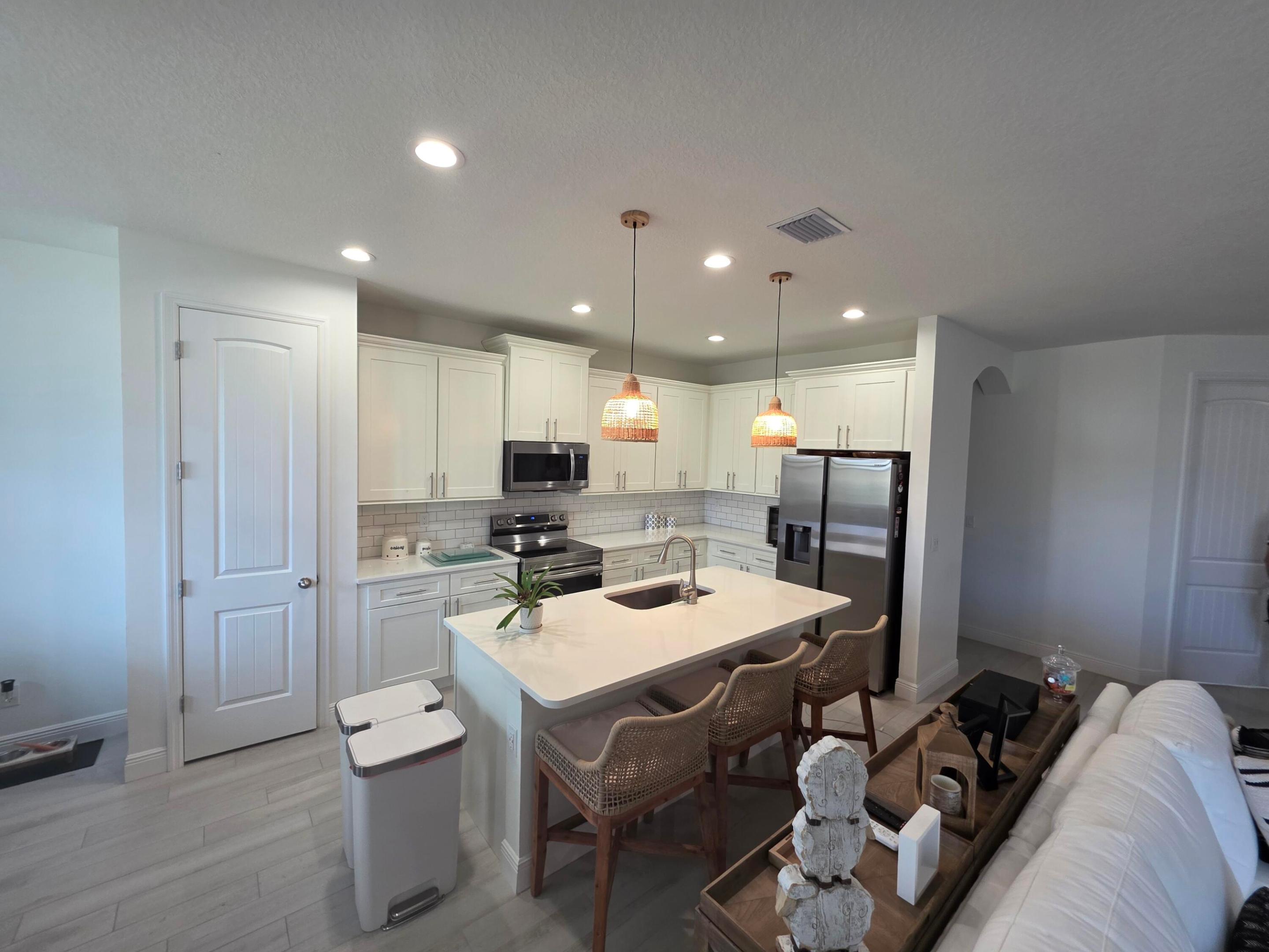 PORT ST LUCIE SECTION 31 - Residential Lease