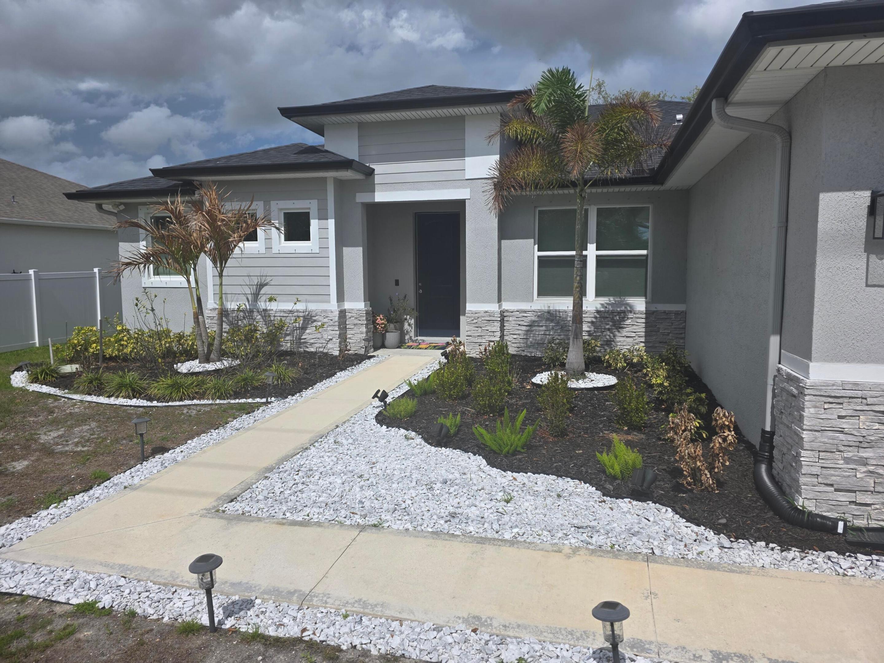 PORT ST LUCIE SECTION 31 - Residential Lease