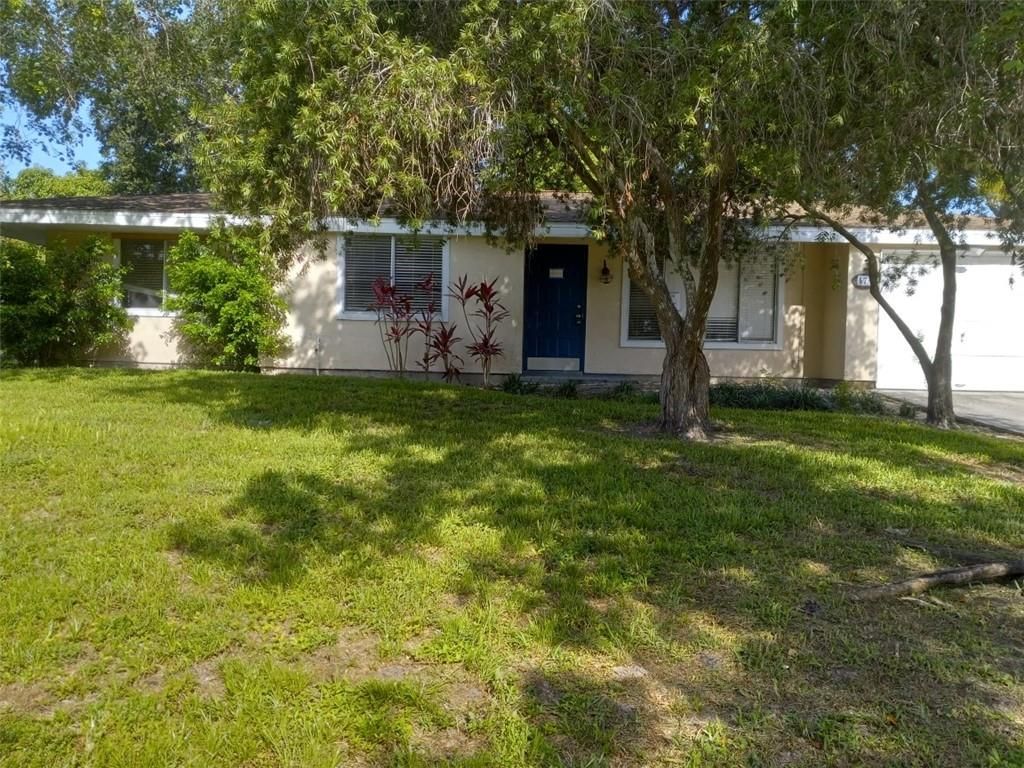 Photo of 474 SW Kentwood Rd Rd, Port Saint Lucie, FL 34953 (MLS # F10335147)