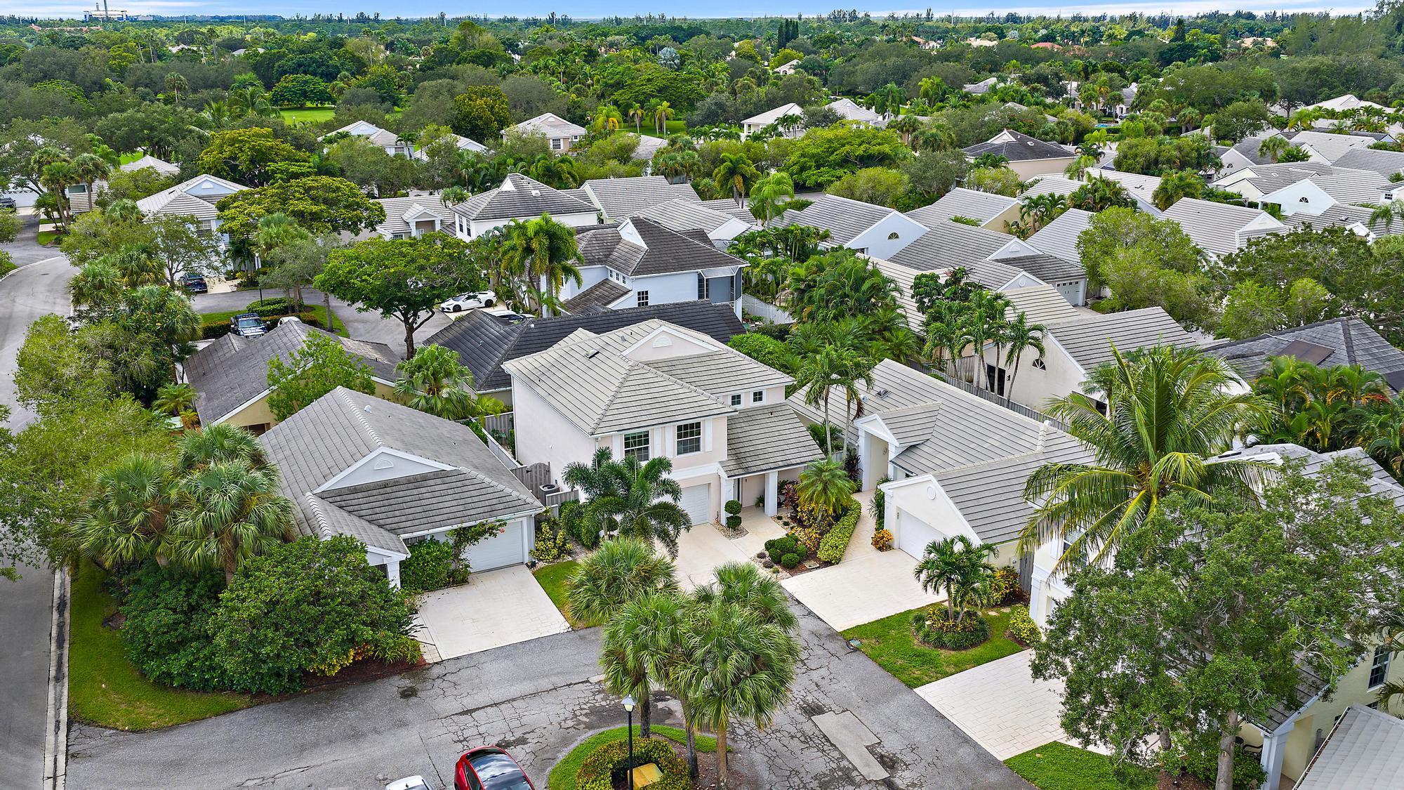 BRISTOL CLUB AT PGA NATL - Residential