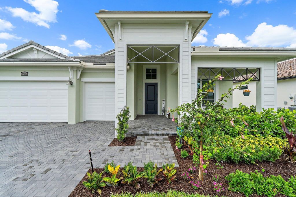 Photo of 13841 SE Blackwood Drive, Port Saint Lucie, FL 34984 (MLS # B26030119)