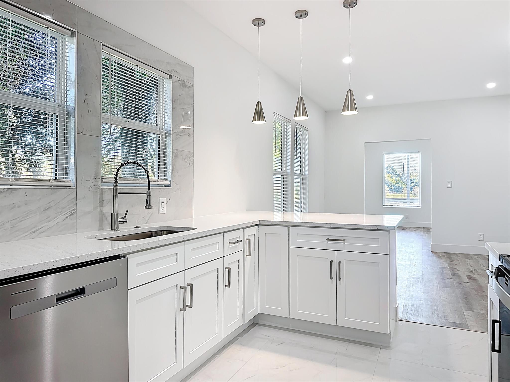 GILLEN - Residential