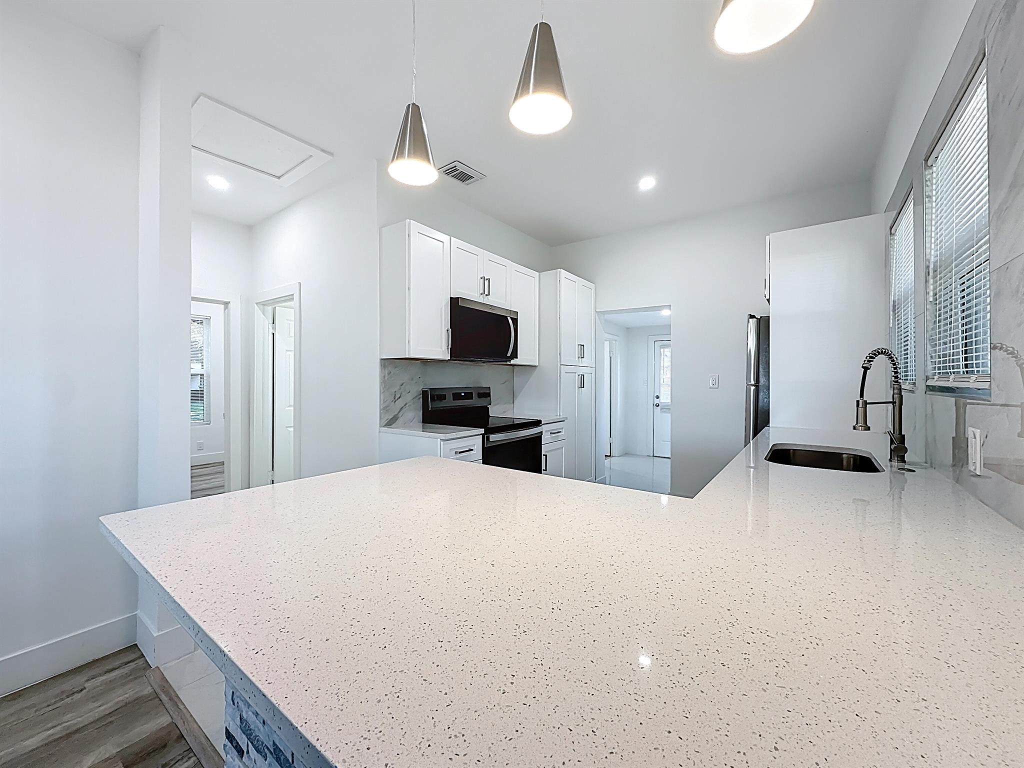 GILLEN - Residential