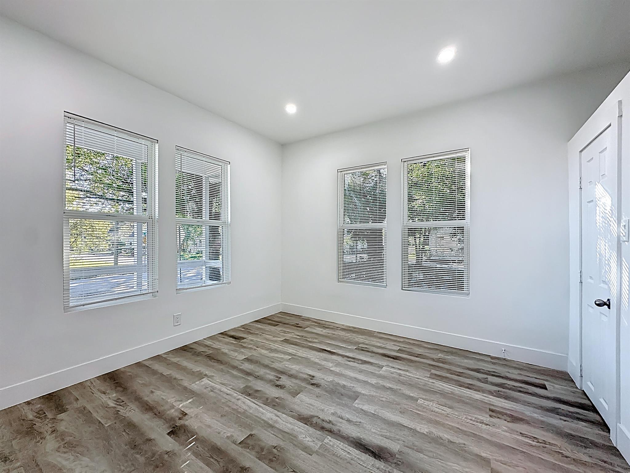 GILLEN - Residential