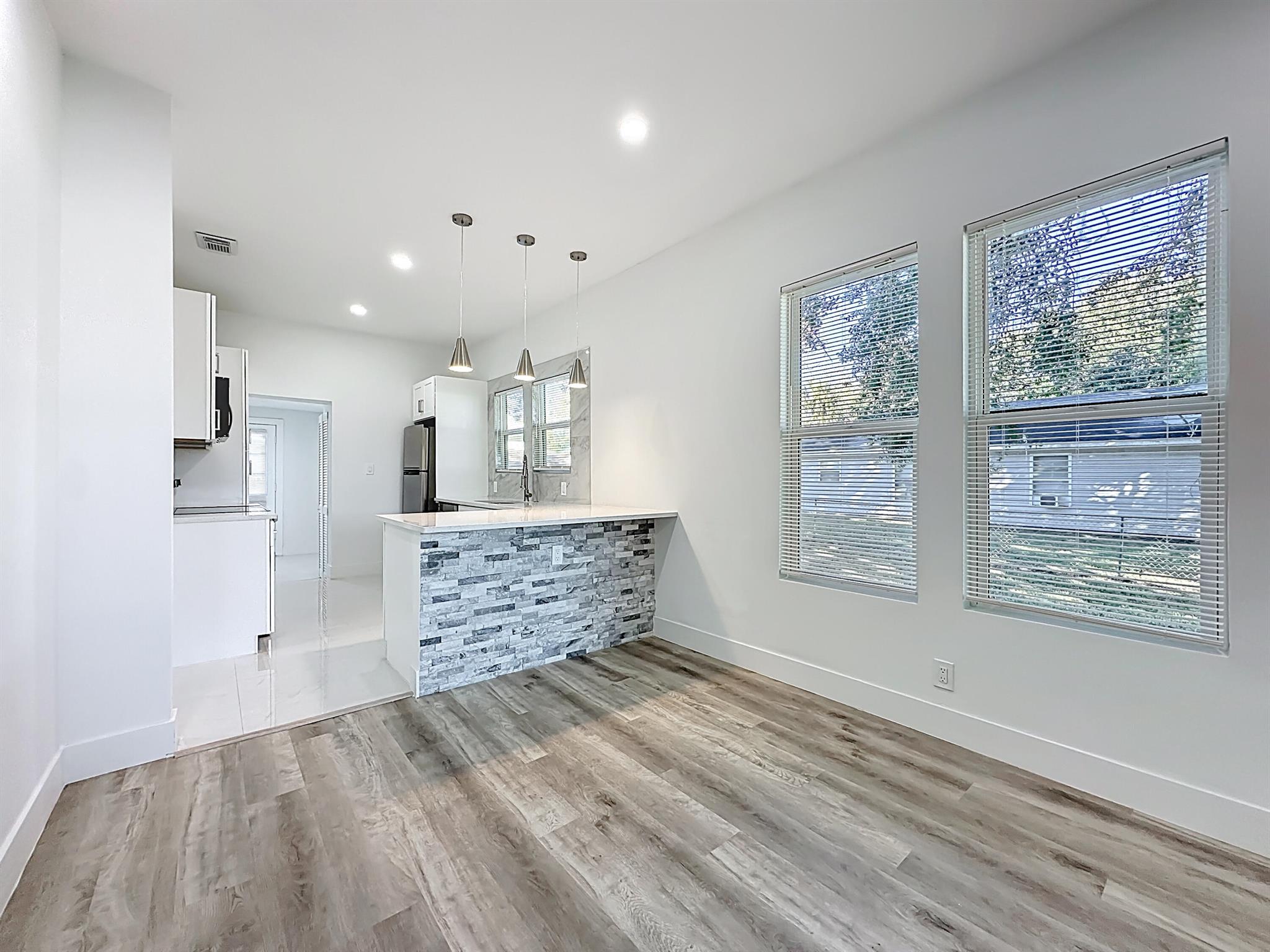 GILLEN - Residential