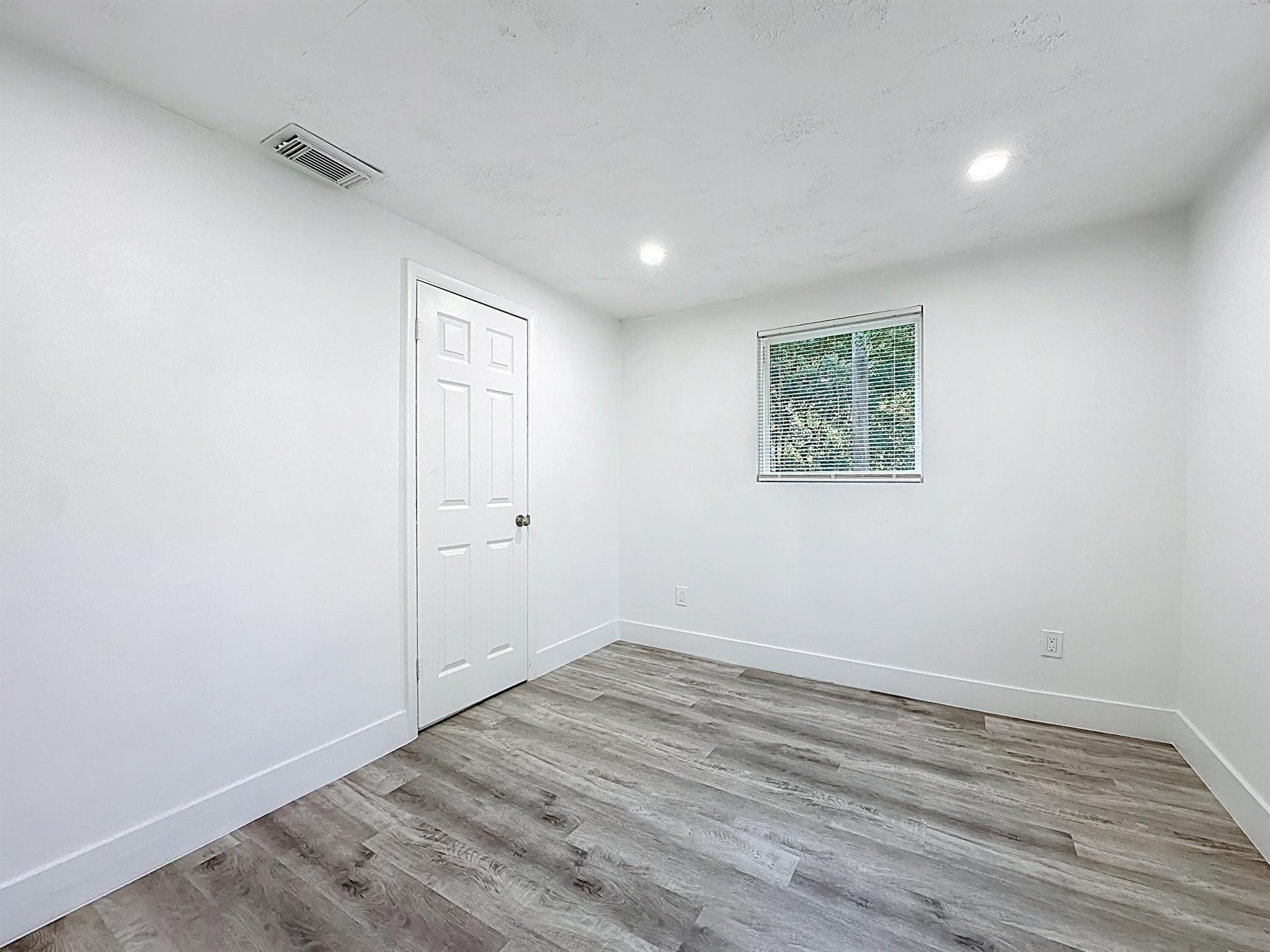 GILLEN - Residential