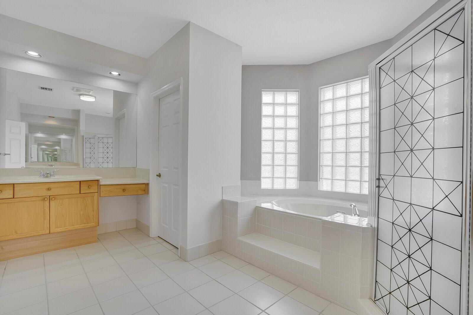 JOURNEYS END 2 - Residential Lease