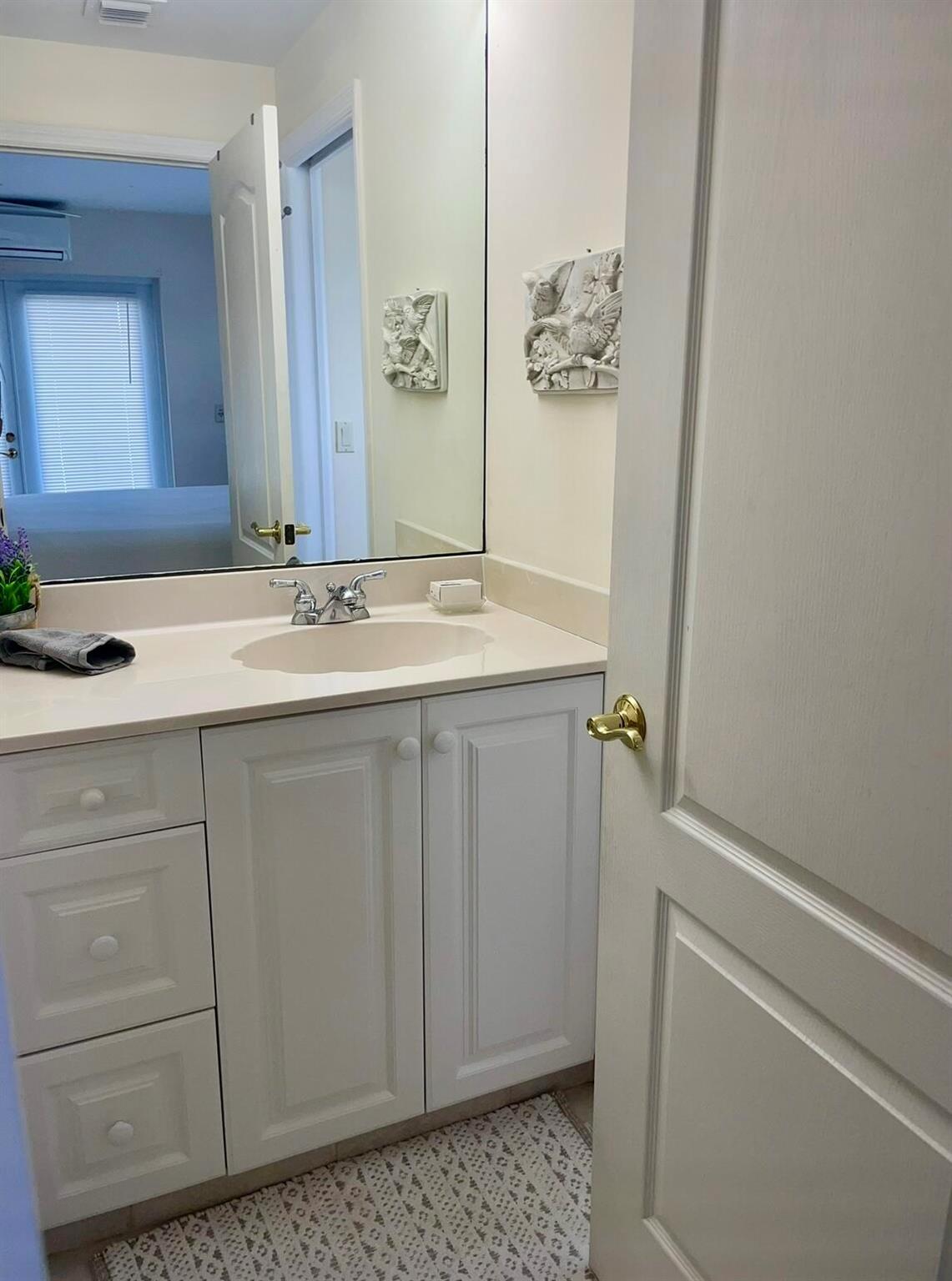 SUN AND SURF CLUB COMMUNI - Residential Lease