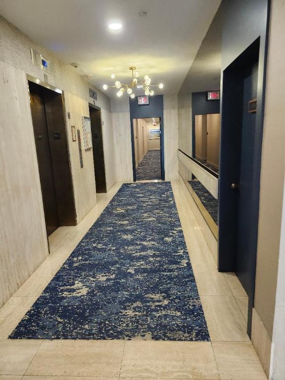 BARCLAY BEACH CLUB PHASE 1, A CONDOMINIUM - Residential Lease