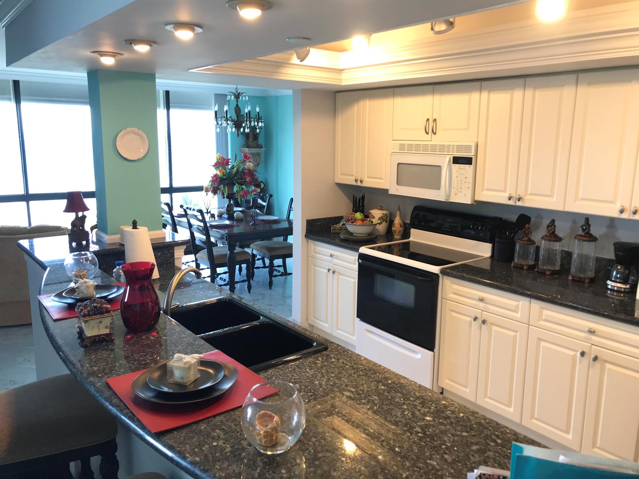 BARCLAY BEACH CLUB PHASE - Residential Lease