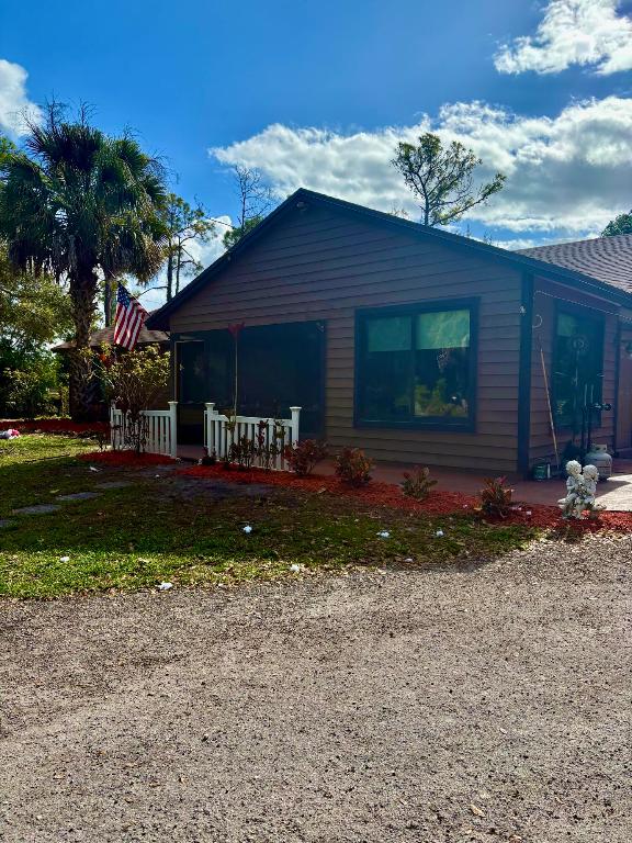 LOXAHATCHEE - Residential