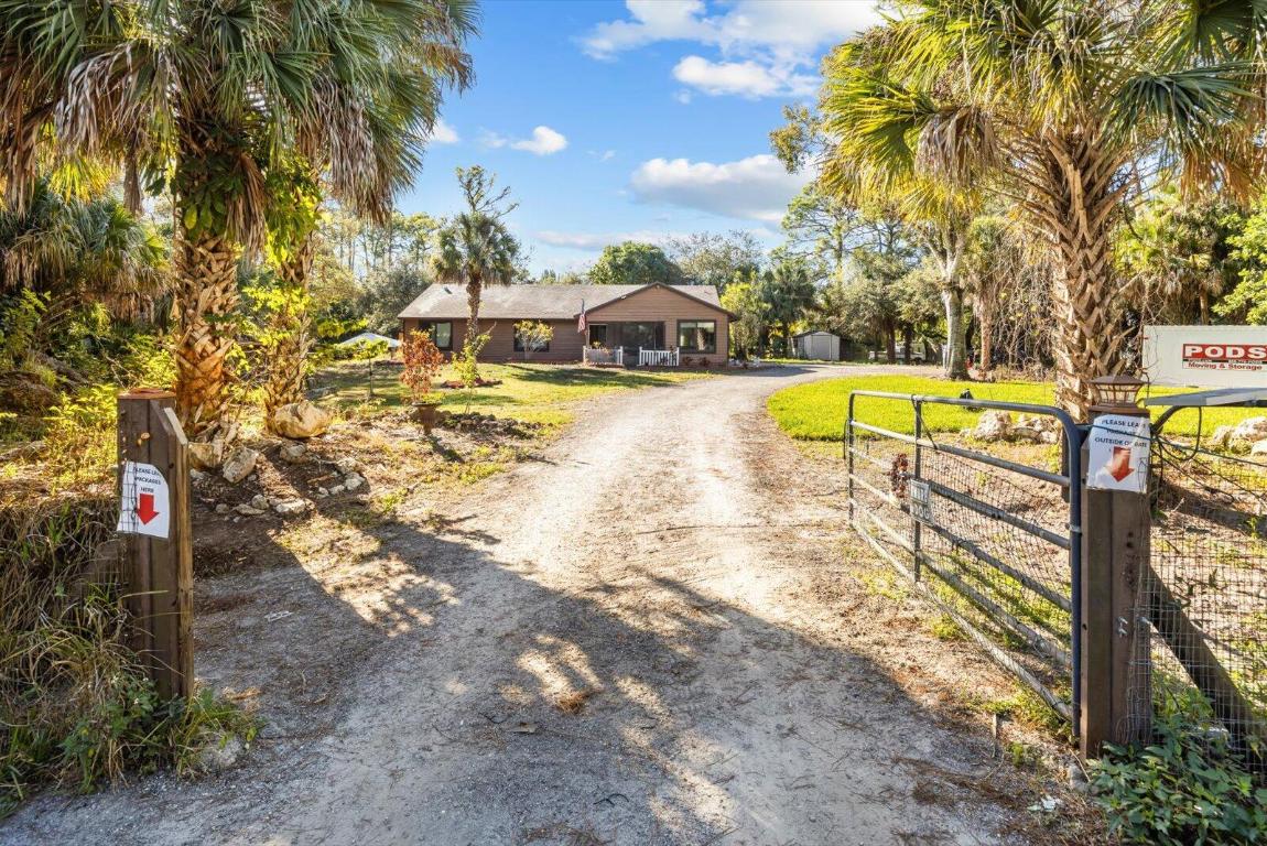 LOXAHATCHEE - Residential