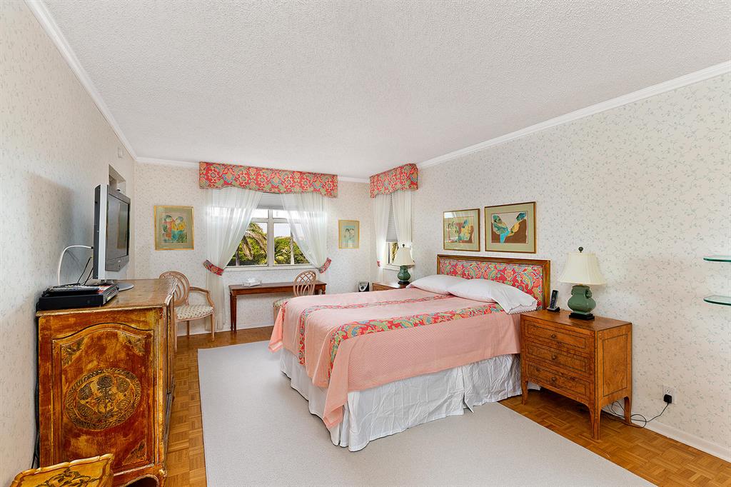 PORTOFINO SOUTH CONDO ESTATES OF SOUTH PALM BEA - Residential Lease