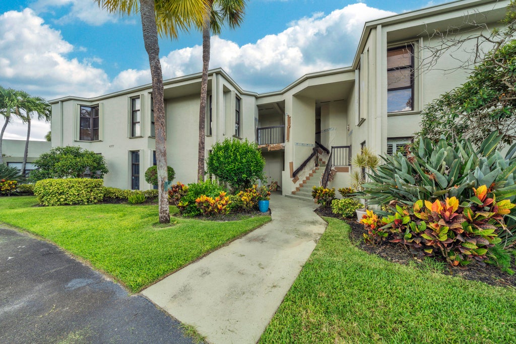 Photo of 6371 La Costa Drive #104, Boca Raton, FL 33433 (MLS # F10551846)