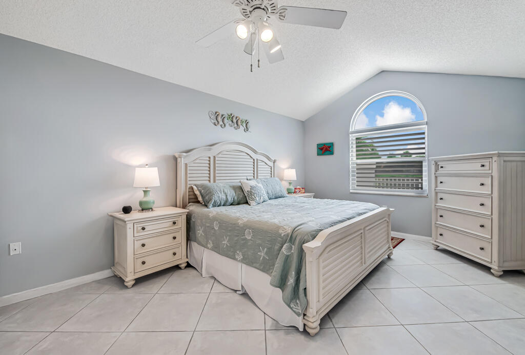 SARATOGA BAY - Residential