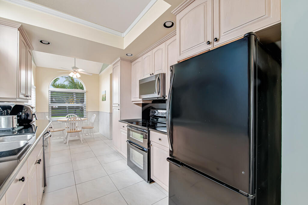 SARATOGA BAY - Residential