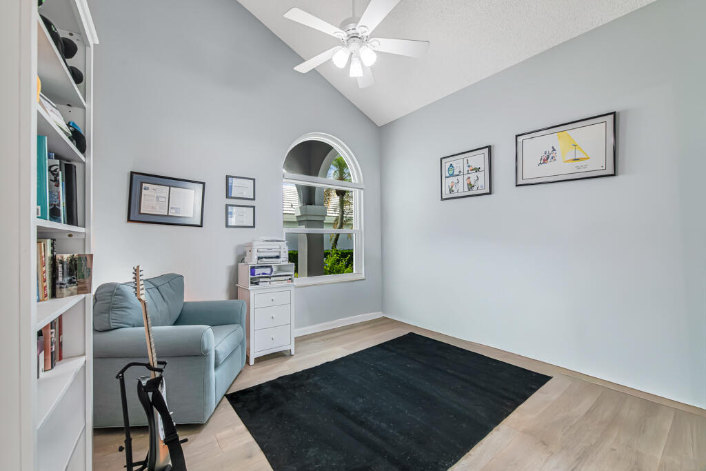 SARATOGA BAY - Residential