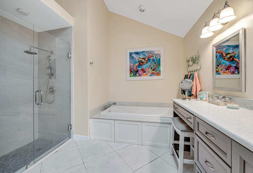 SARATOGA BAY - Residential