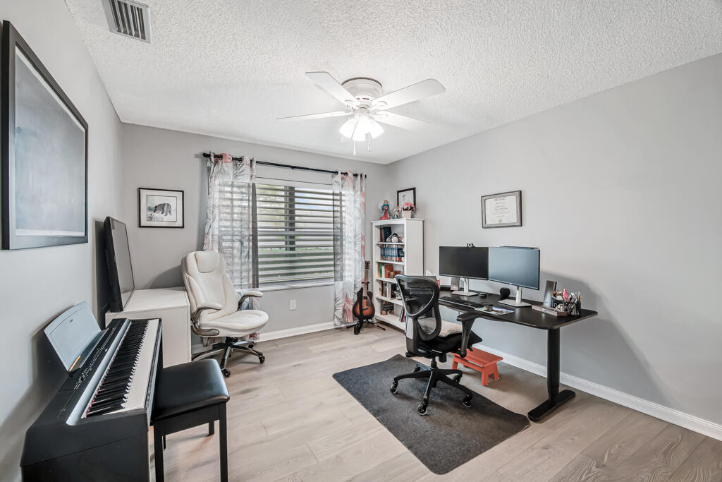 SARATOGA BAY - Residential