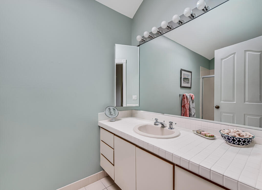 SARATOGA BAY - Residential