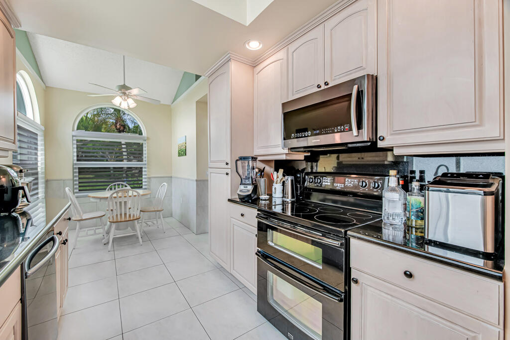 SARATOGA BAY - Residential