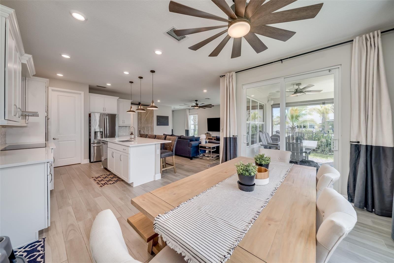 CRYSTAL LAKE 1ST SEC - Residential Lease