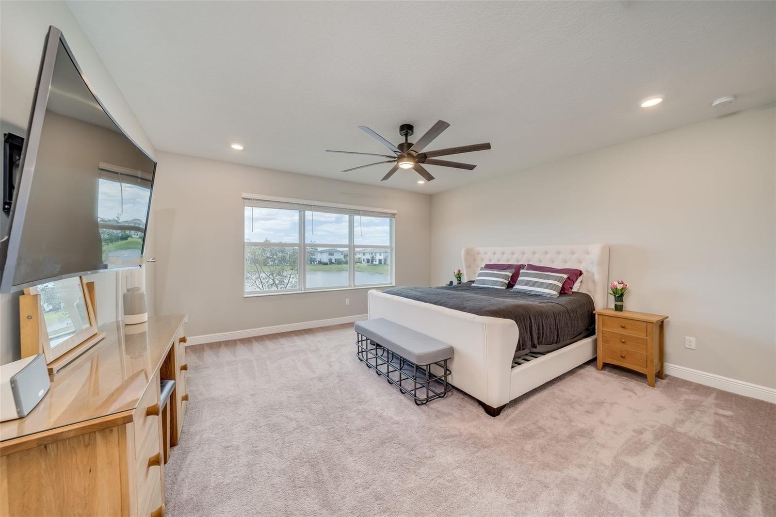 CRYSTAL LAKE 1ST SEC - Residential Lease