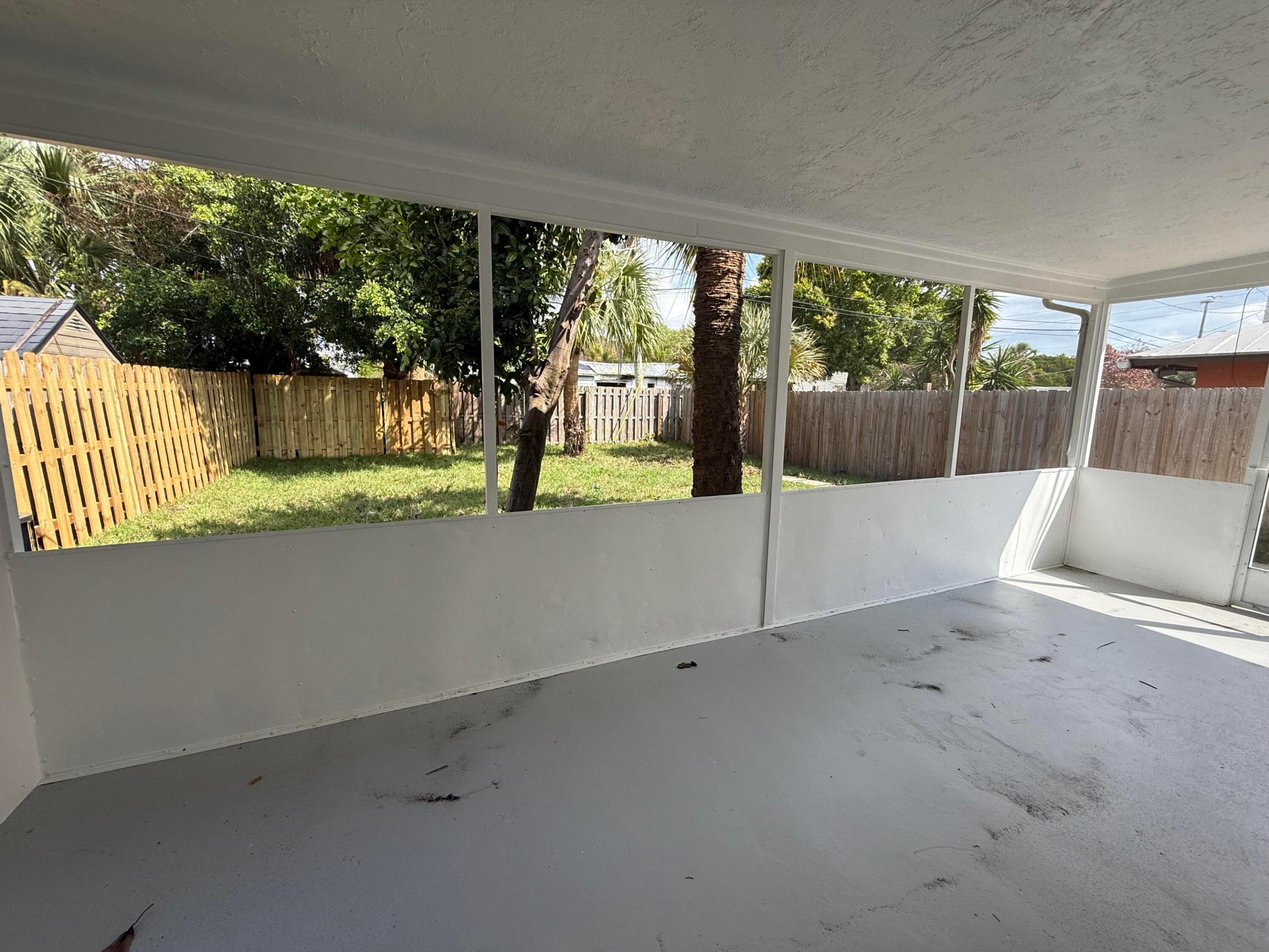 FISHERMANS HAVEN - Residential