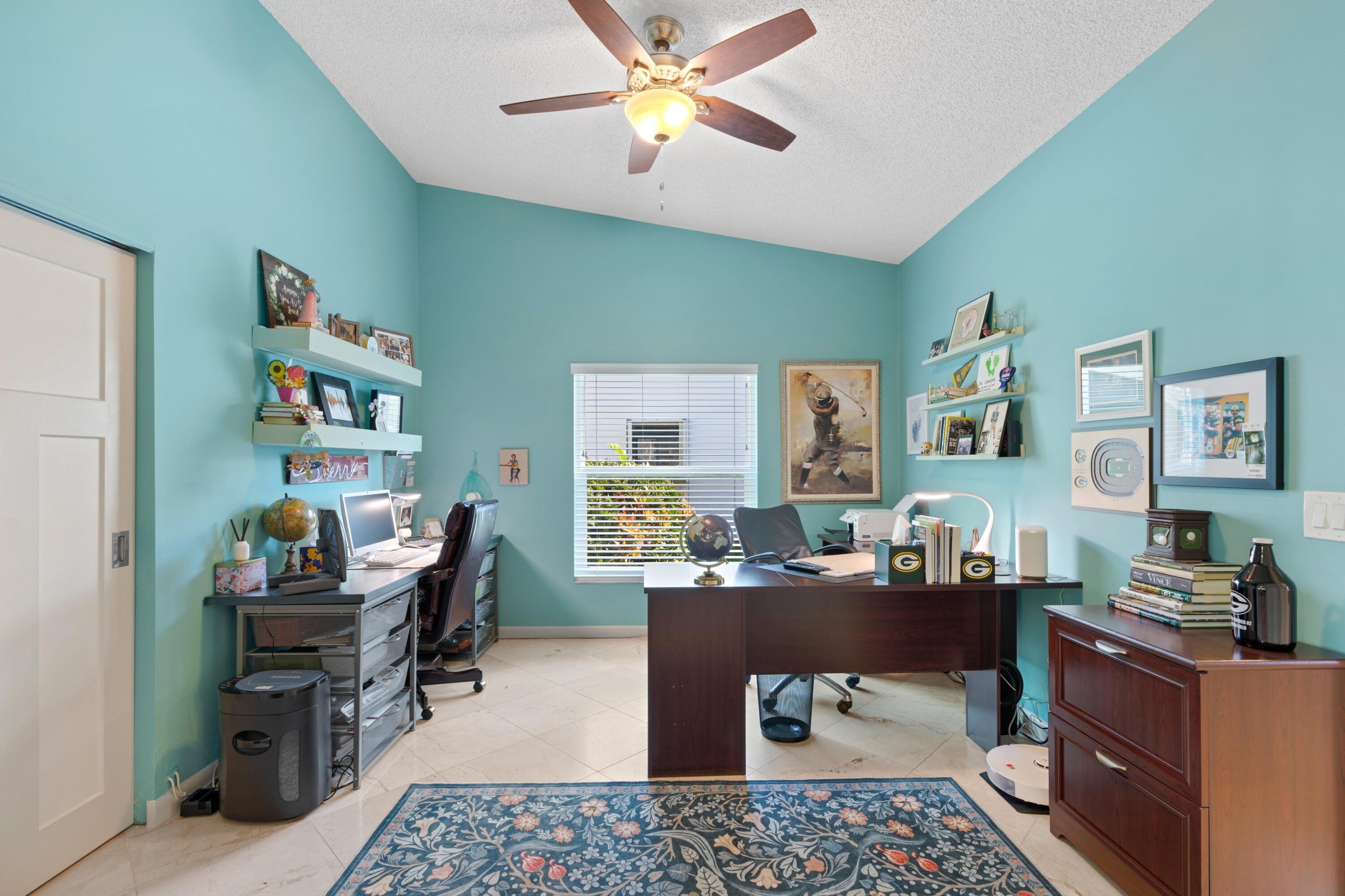 WINDWARD PALM BEACH - Residential