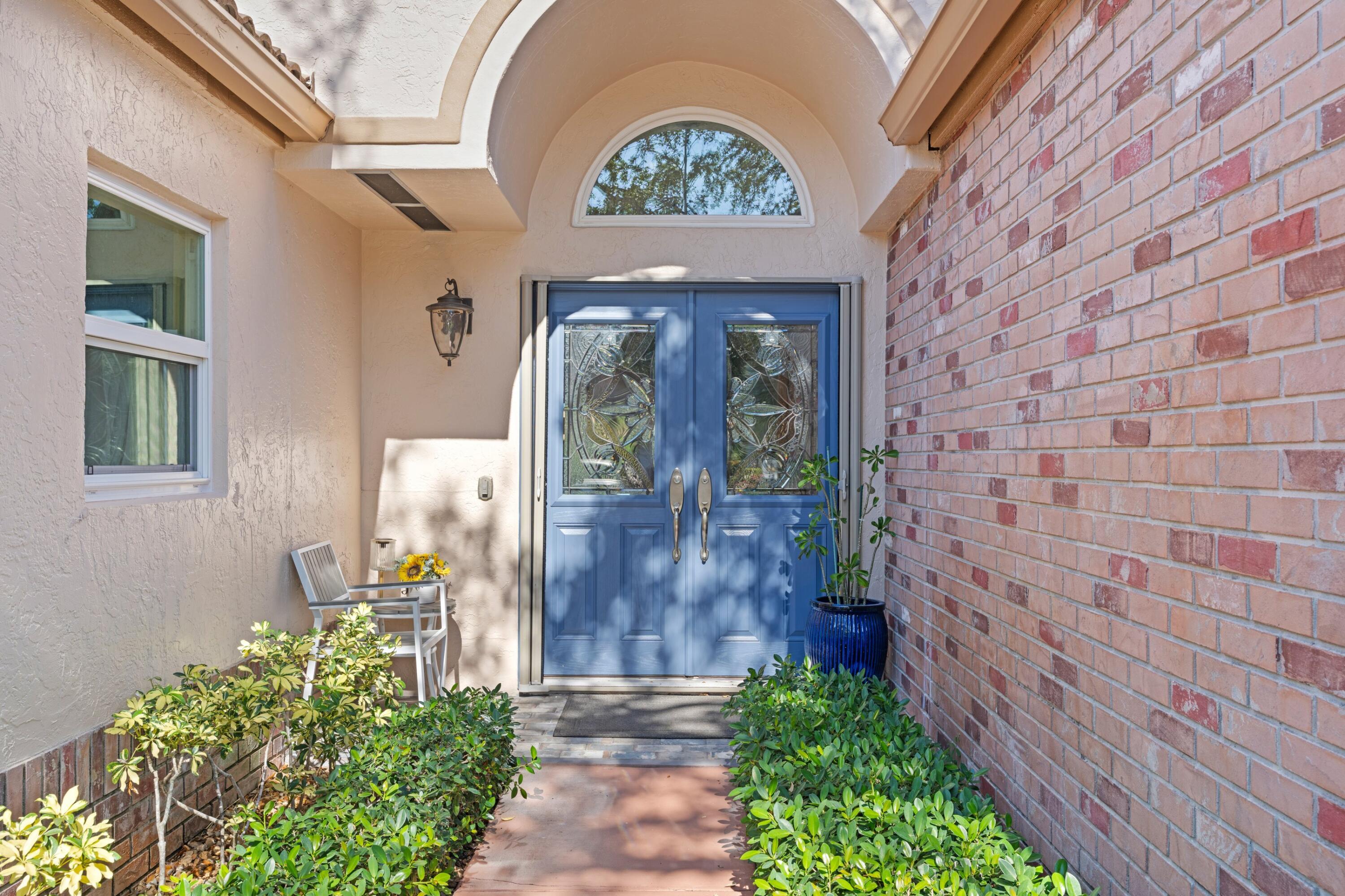 WINDWARD PALM BEACH - Residential