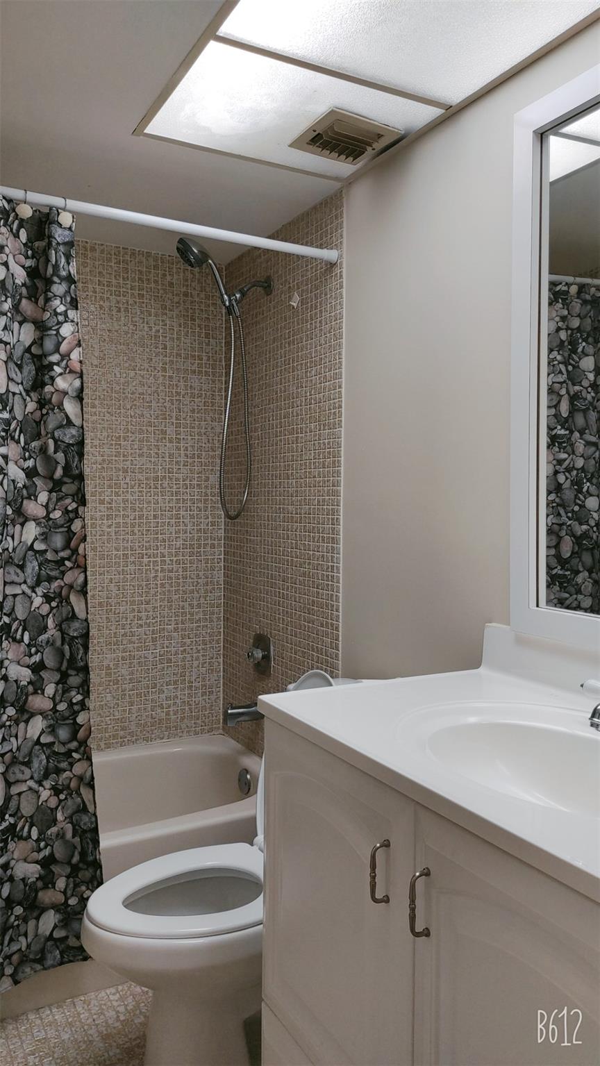 Cypress Chase Condo No5 - Residential Lease